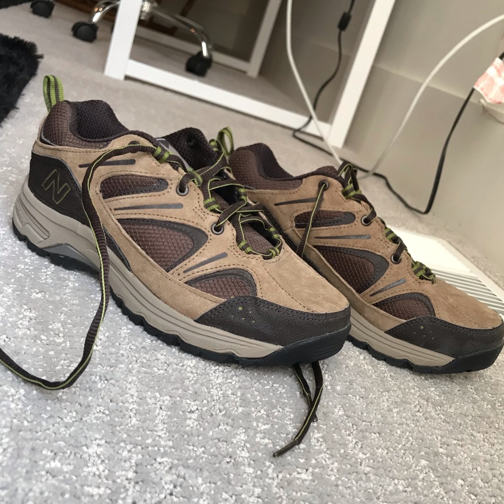 NEVER WORN New balance 759